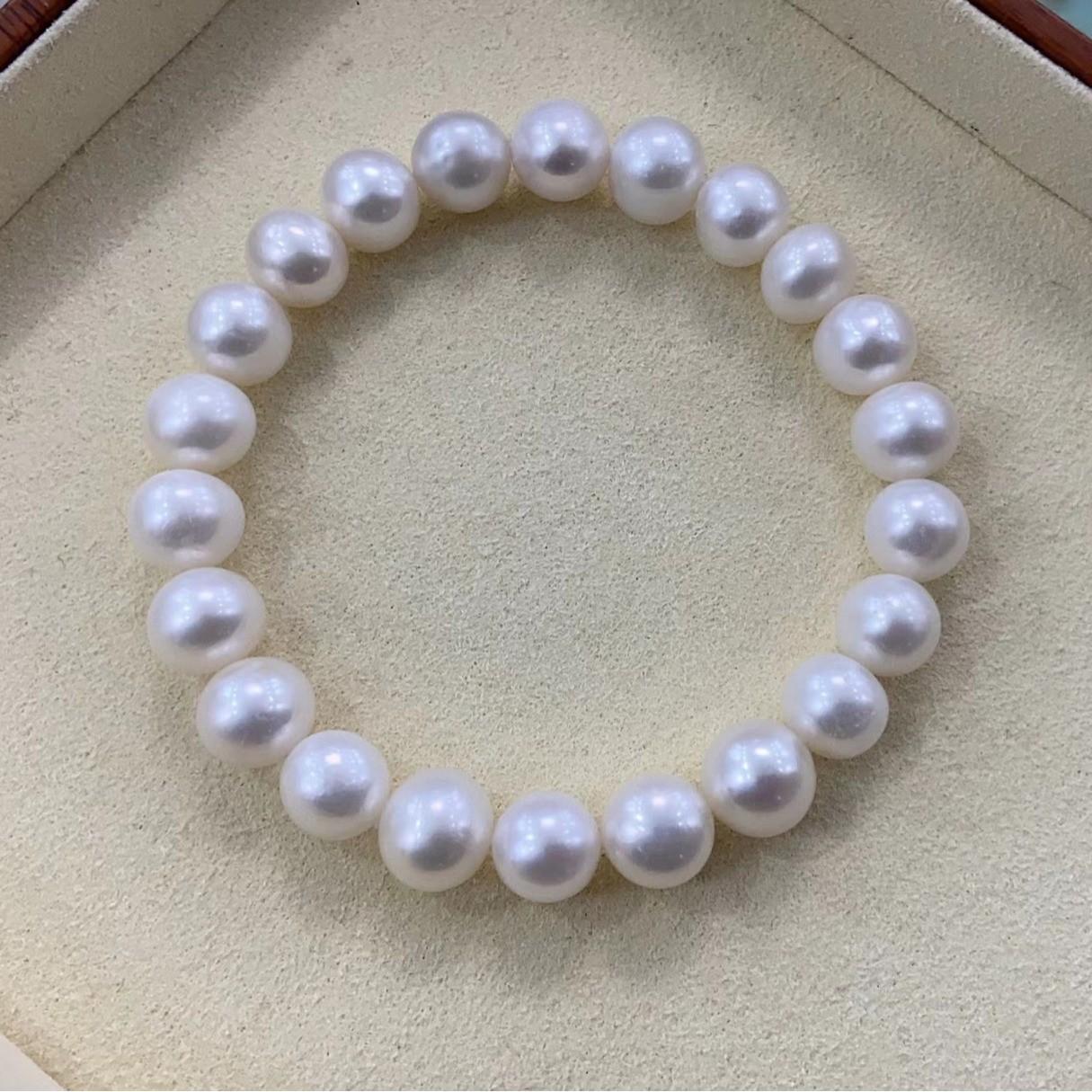 1038-High level Pearl Bracelet